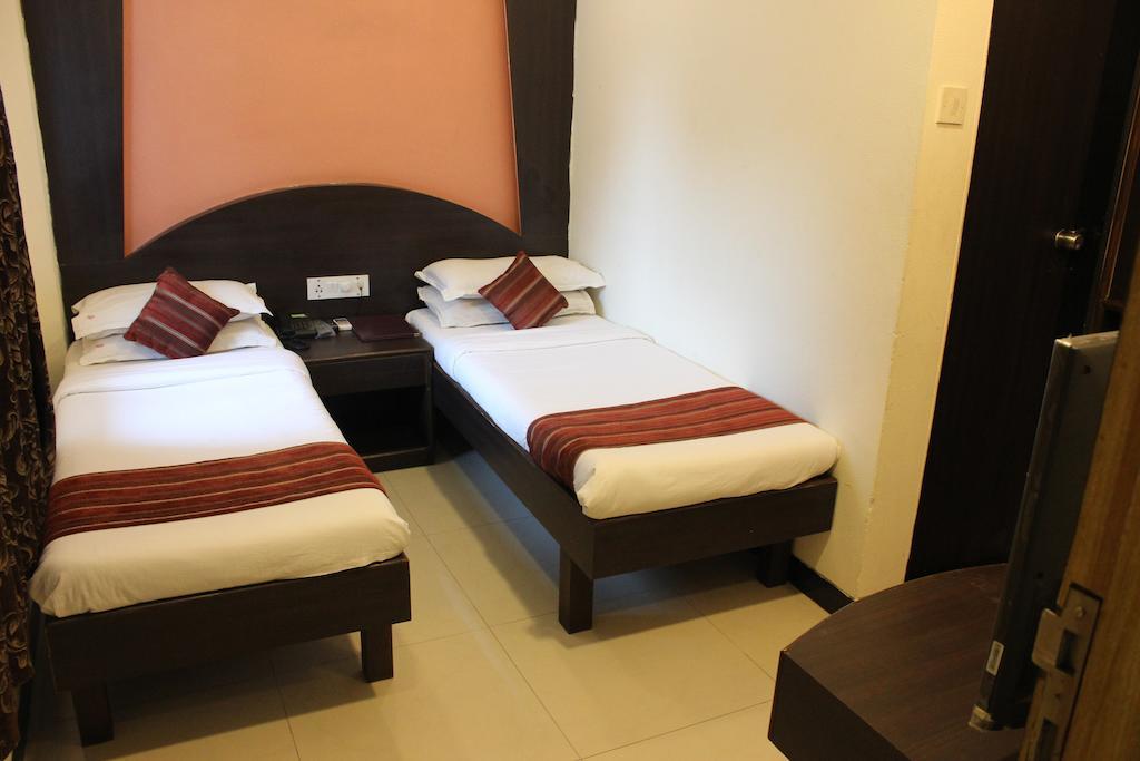 Hotel Fortune Мумбаи Экстерьер фото